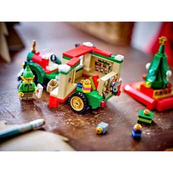 40746 Lieferwagen des Weihnachtsmanns