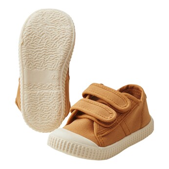 Schuhe mit Klettverschluss