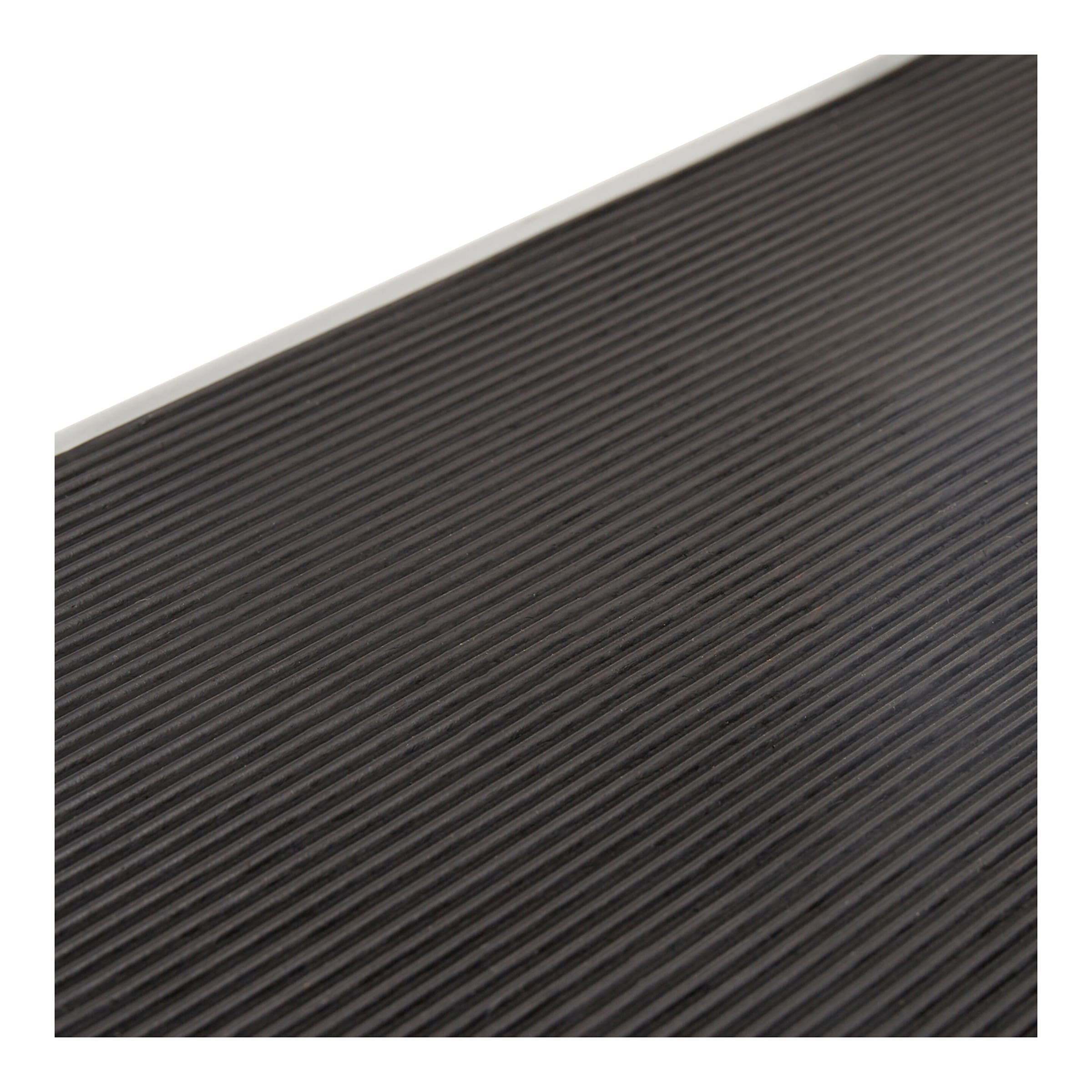 Trittstufe mit Haltebügel